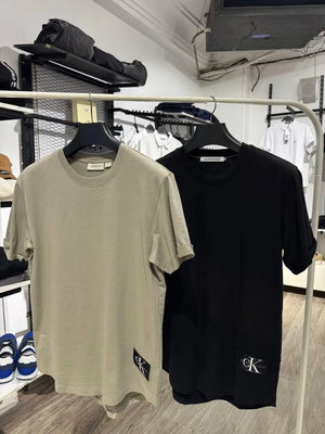 Calvin Klein T-shirt