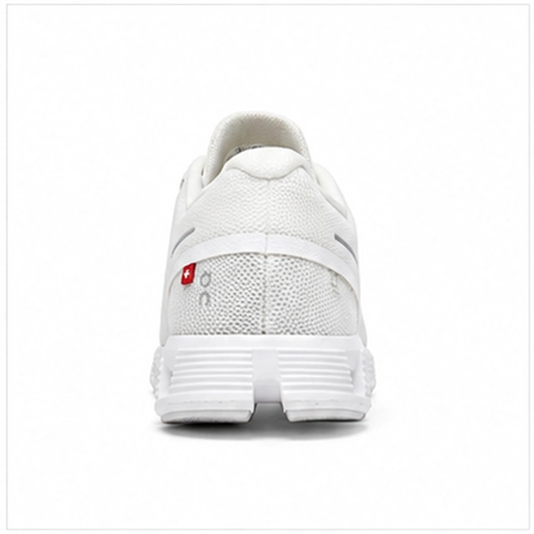 On Cloud Lightweight Running Shoes