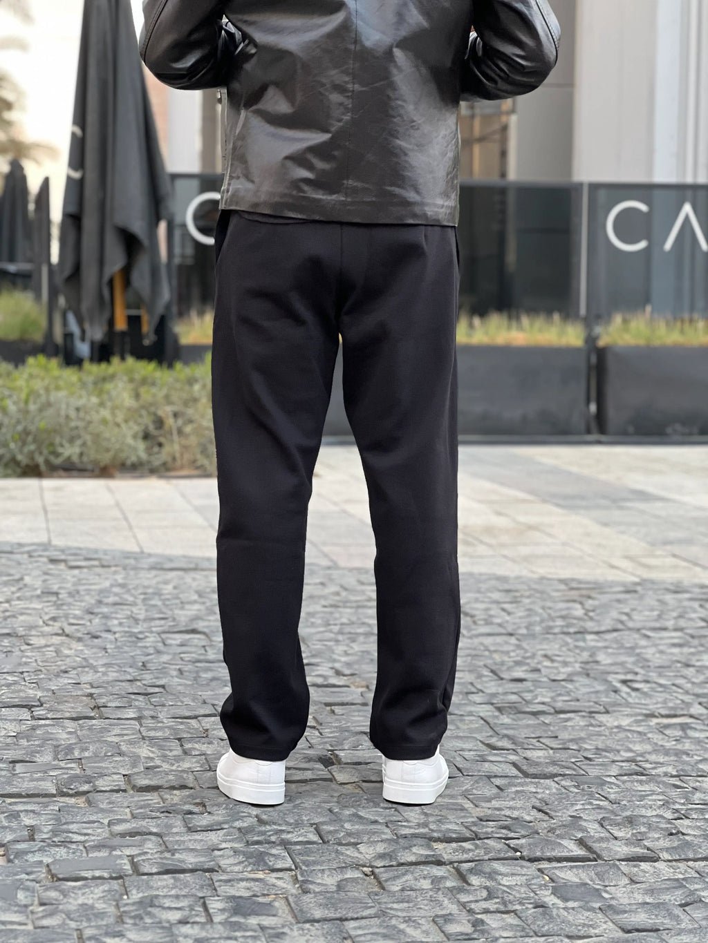zara jaqared trouser