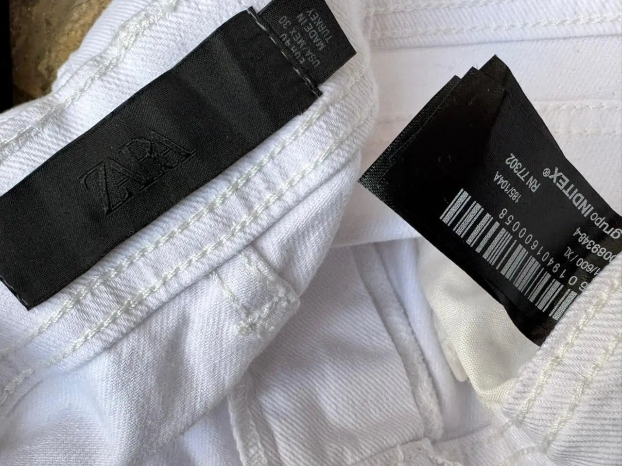 ZARA ANKLE FIT JEANS